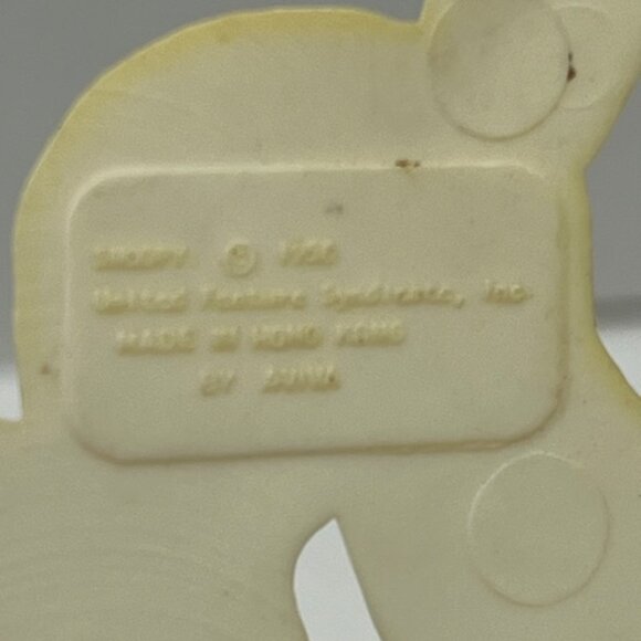 VTG 70's Peanuts Snoopy "World's Greatest Dieter" Trophy by Aviva 4.75" - Picture 7 of 14